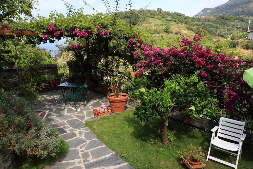 Affittacamere Le Terrazze Corniglia Exteriör bild