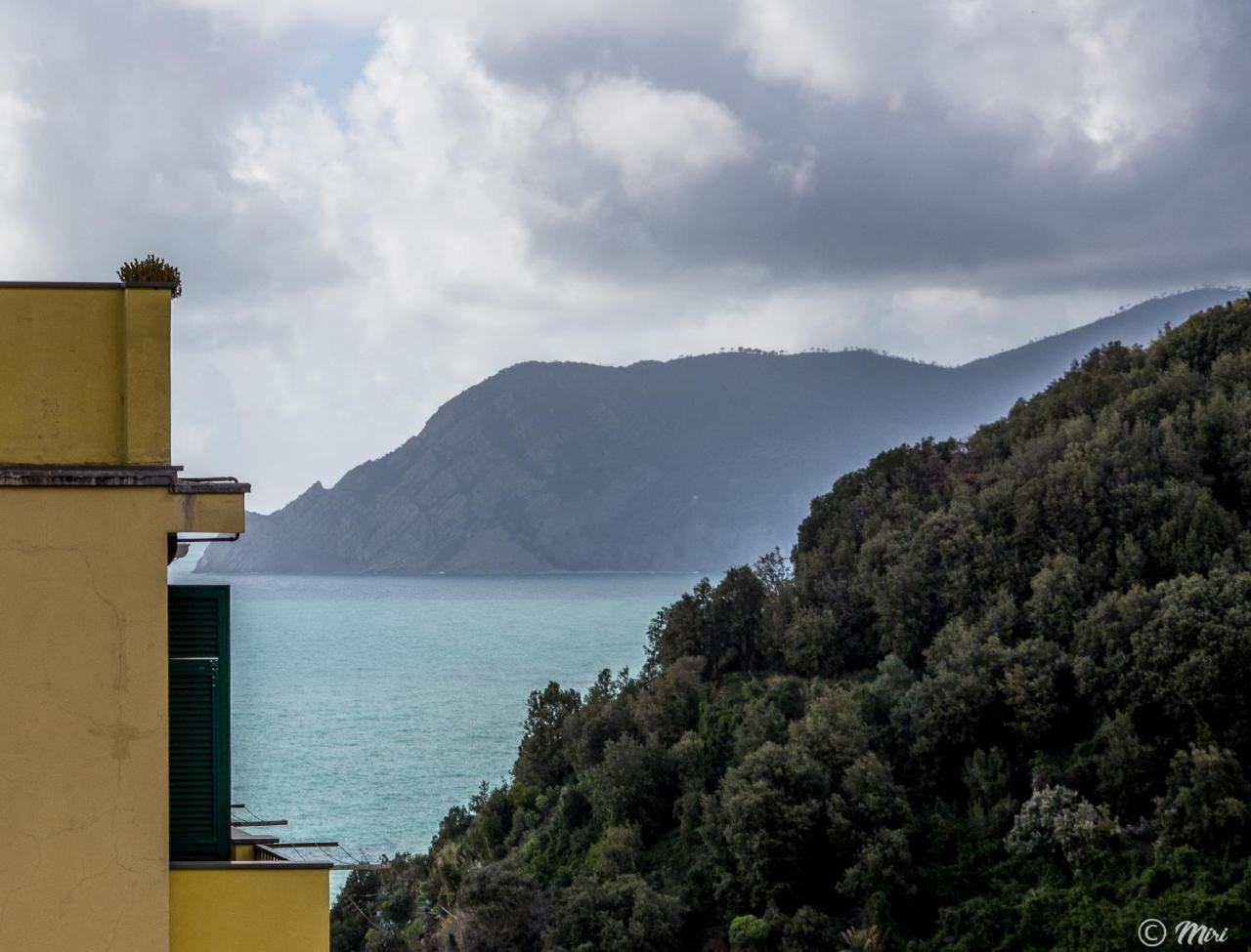 Affittacamere Le Terrazze Corniglia Exteriör bild