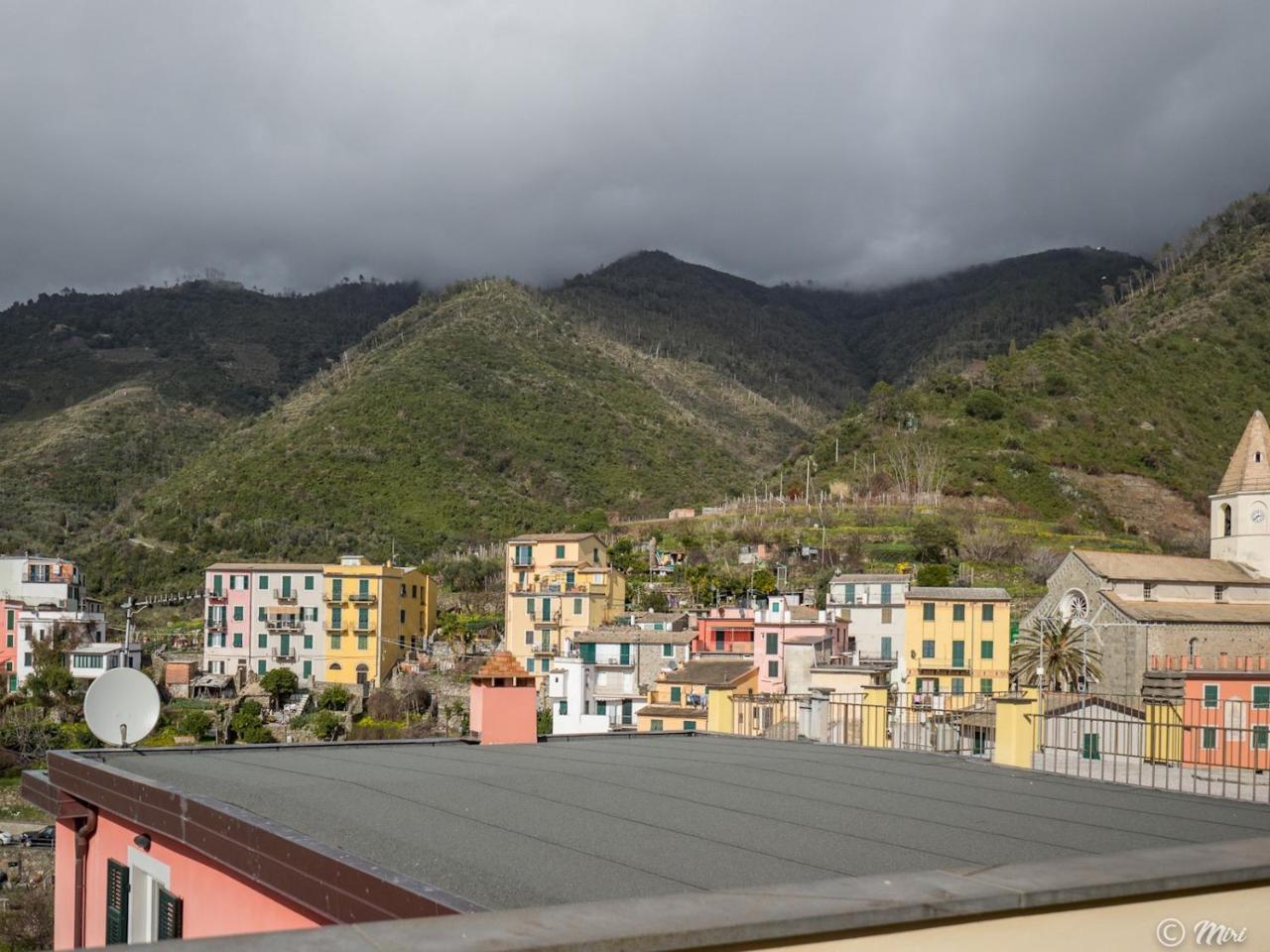 Affittacamere Le Terrazze Corniglia Exteriör bild