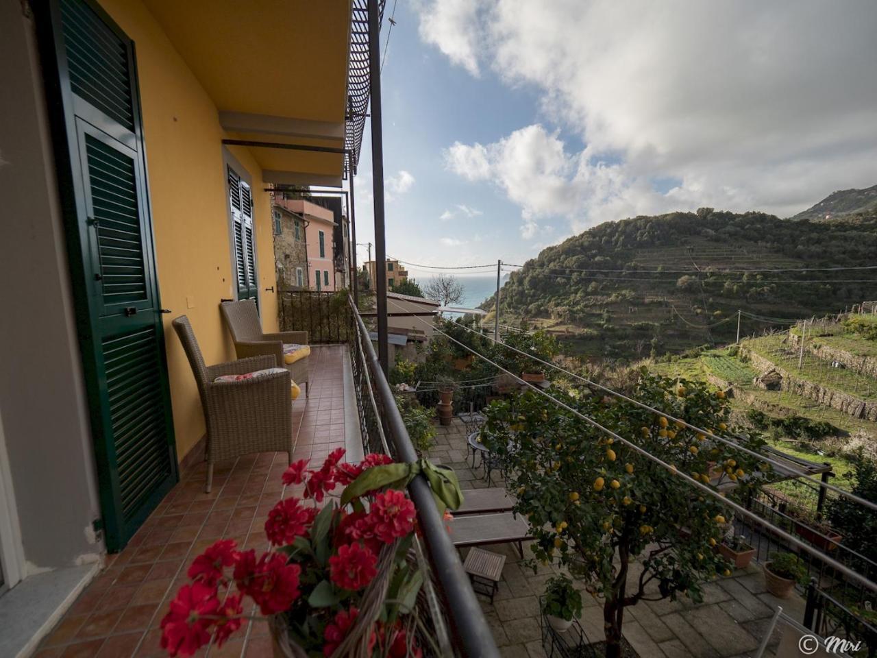 Affittacamere Le Terrazze Corniglia Exteriör bild